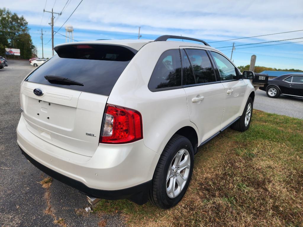 2014 Ford Edge - $10,495
