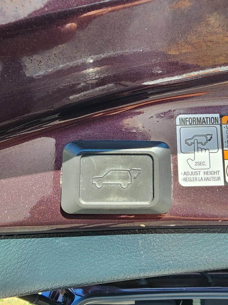 2017 Toyota RAV4 - $17,995