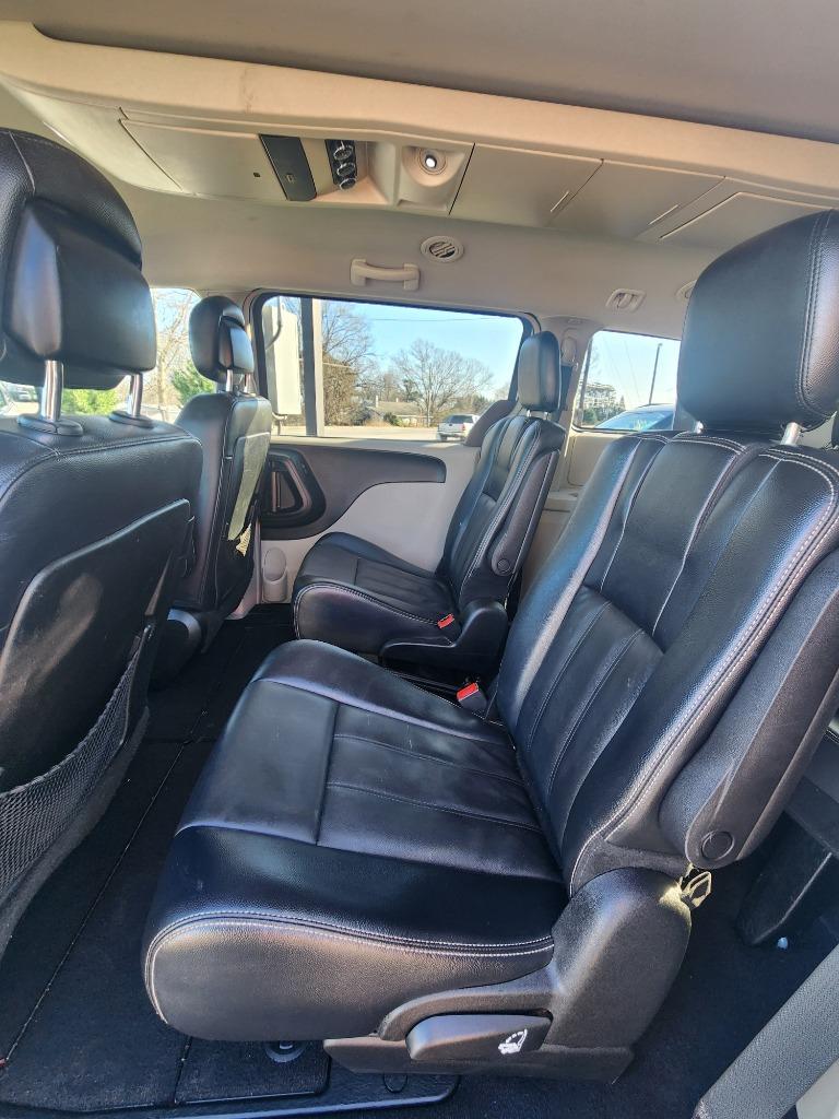 2013 Chrysler Town & Country - $10,495