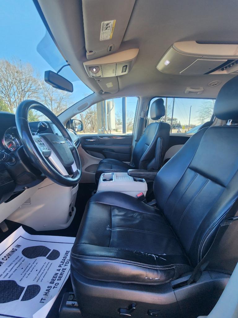 2013 Chrysler Town & Country - $10,495
