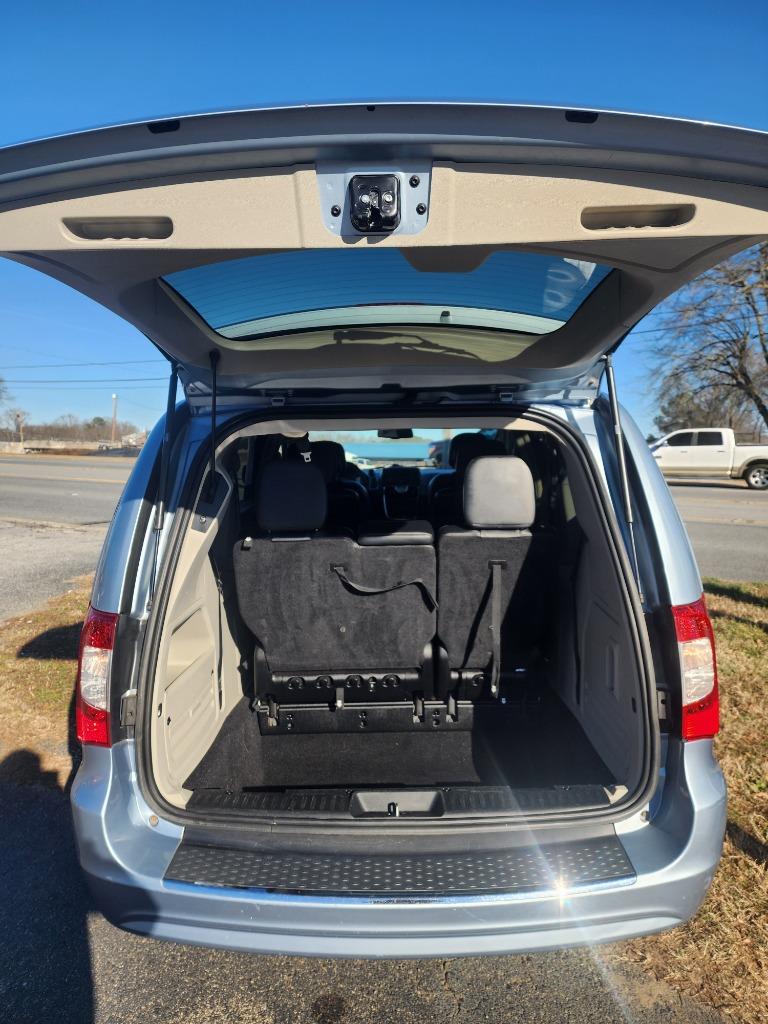 2013 Chrysler Town & Country - $10,495