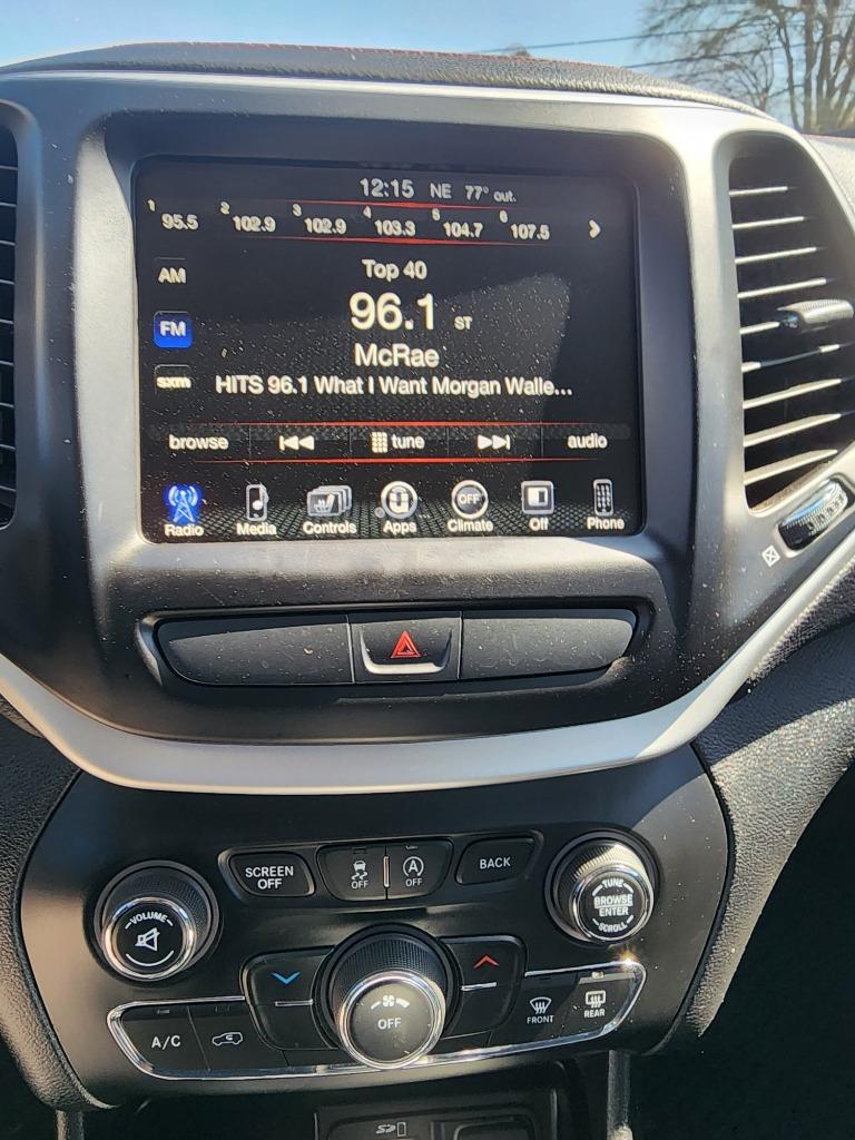2017 Jeep Cherokee - $15,495
