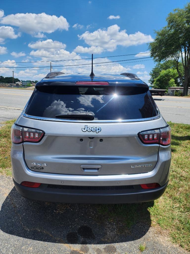 2019 Jeep Compass - $12,495