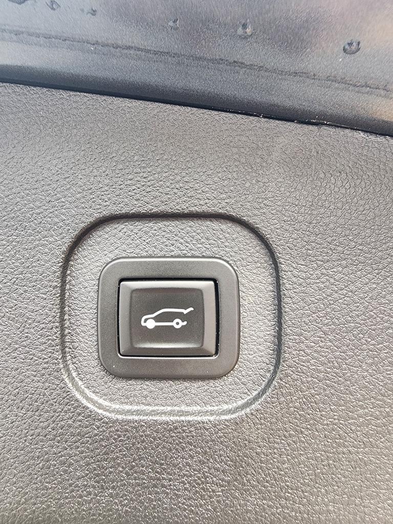 2017 Chevrolet Equinox - $12,995