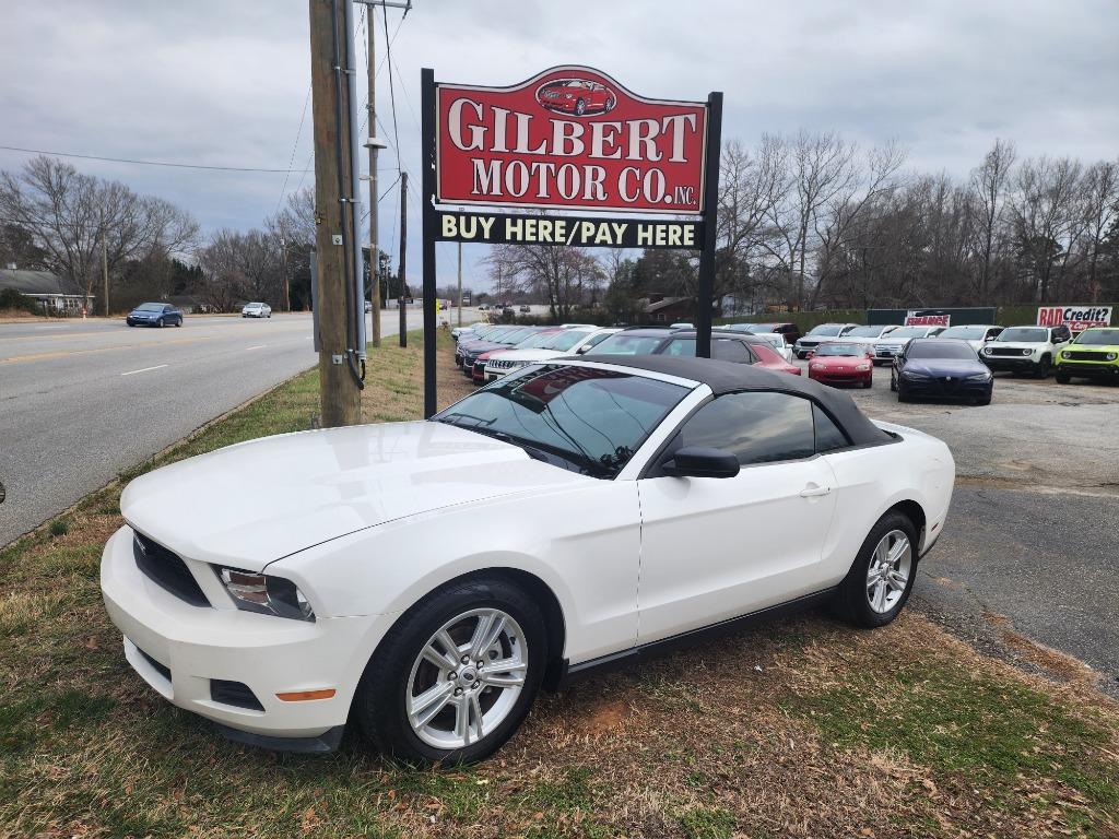 2010 Ford Mustang - $10,995