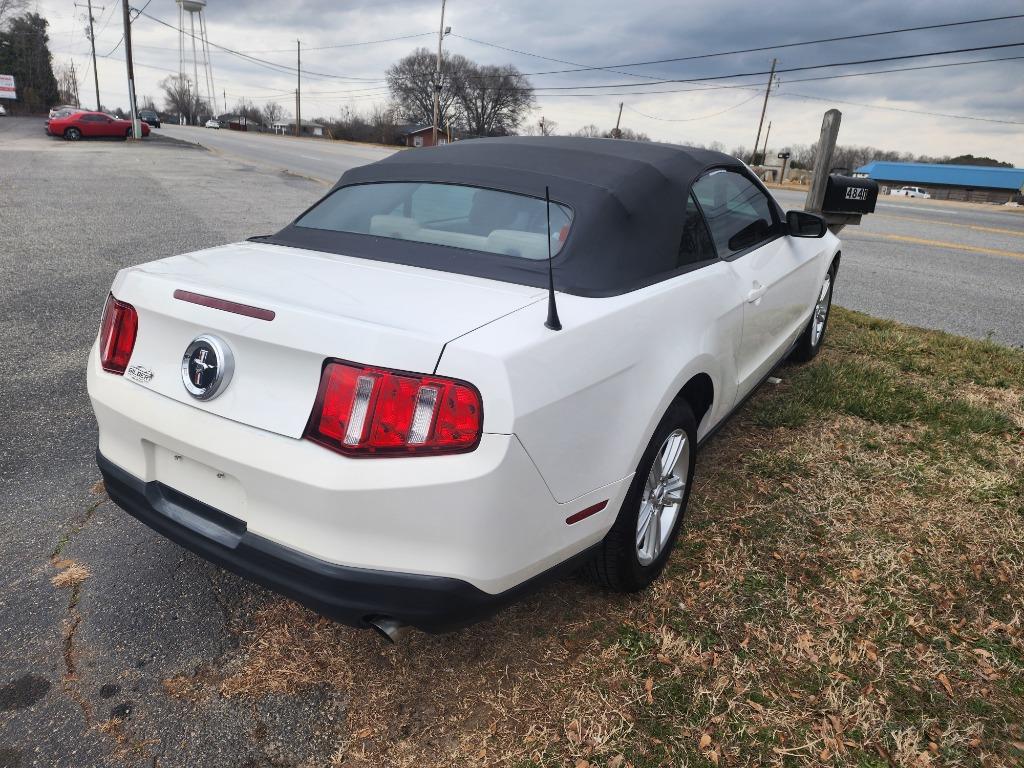 2010 Ford Mustang - $10,995