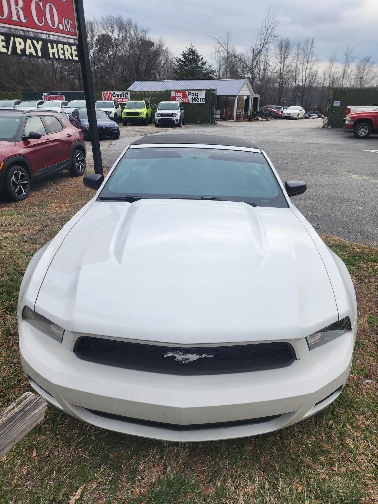2010 Ford Mustang - $10,995