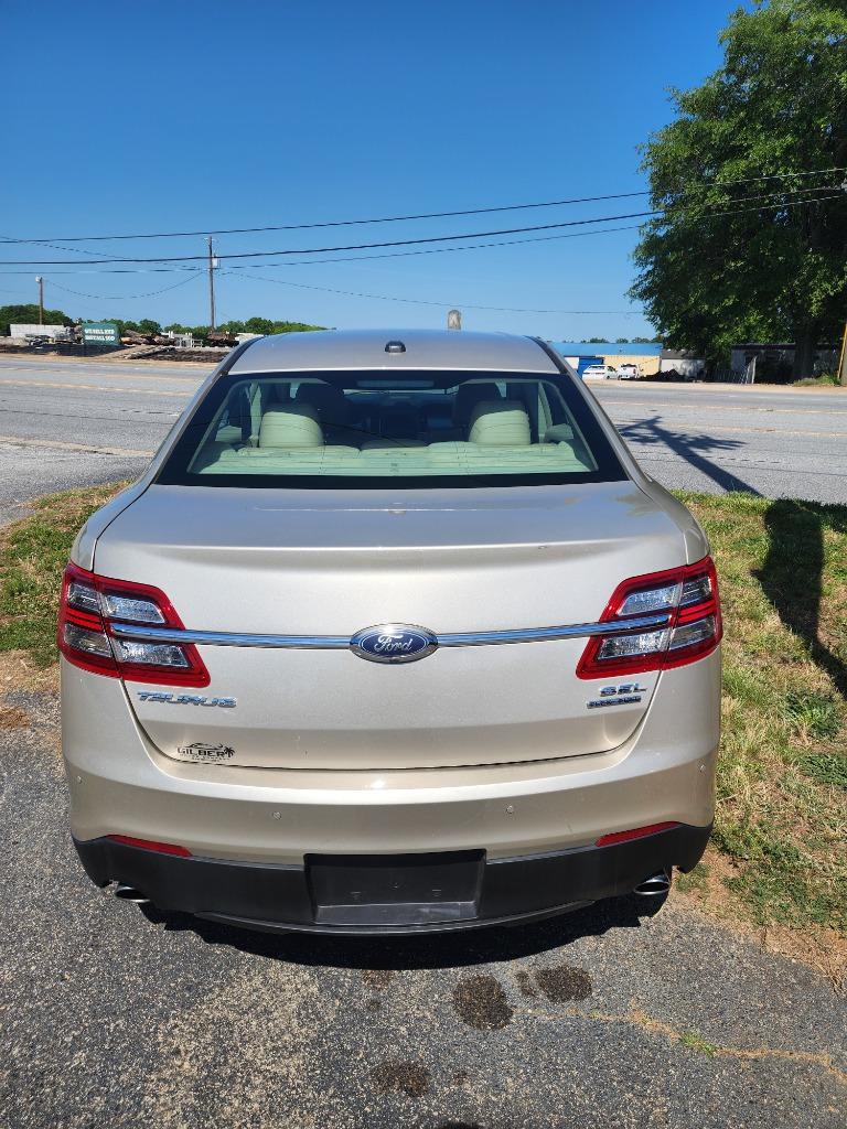 2017 Ford Taurus - $12,995