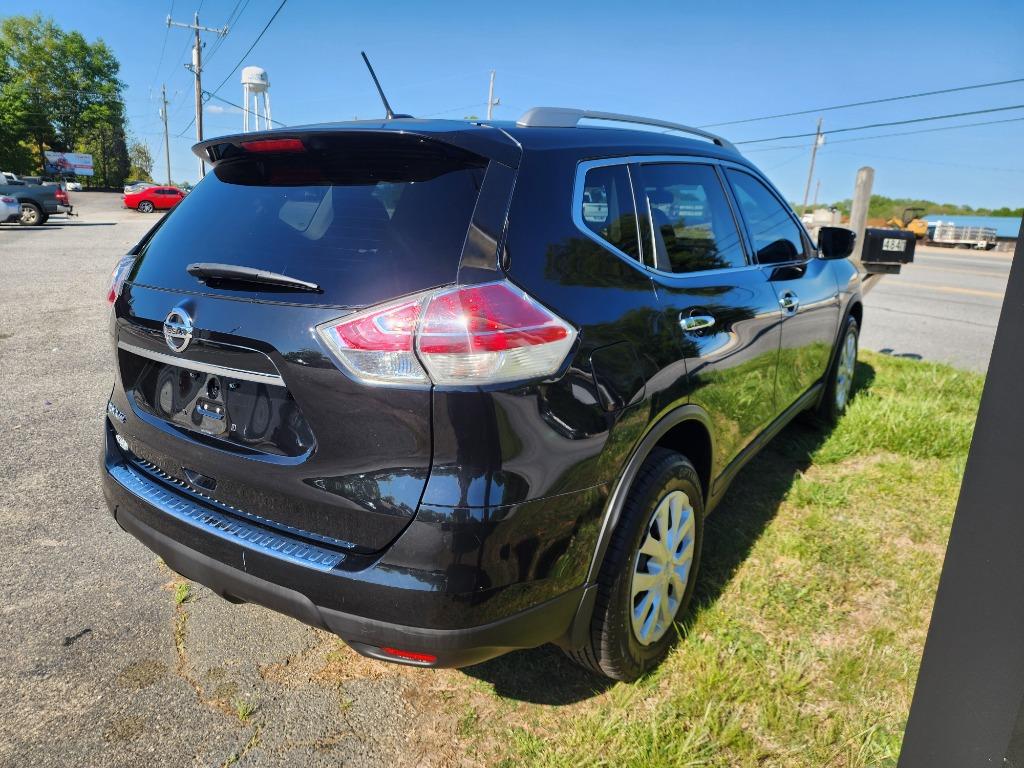 2016 Nissan Rogue - $10,995