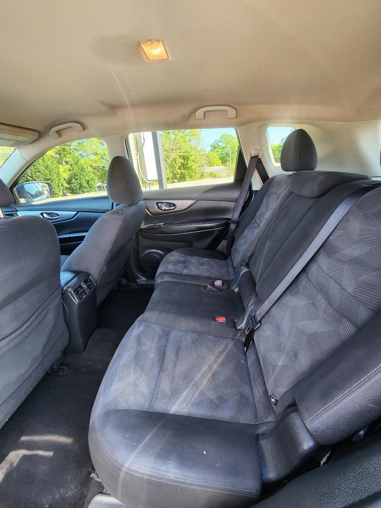 2016 Nissan Rogue - $10,995