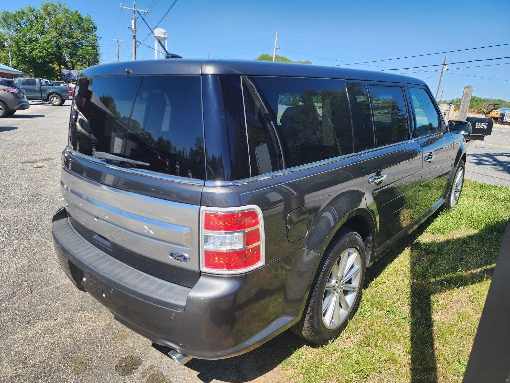 2019 Ford Flex - $17,495