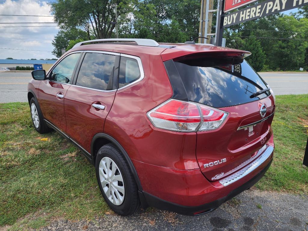 2016 Nissan Rogue - $9,995