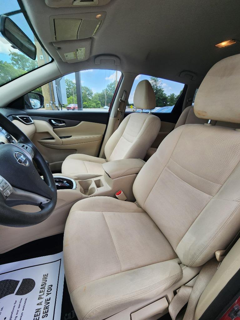 2016 Nissan Rogue - $9,995