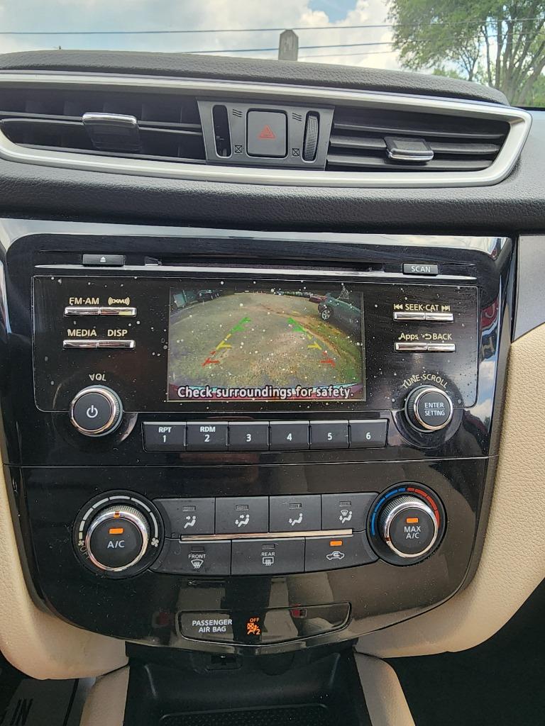 2016 Nissan Rogue - $9,995