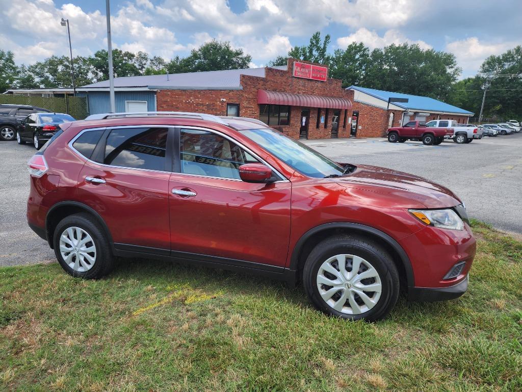 2016 Nissan Rogue - $9,995