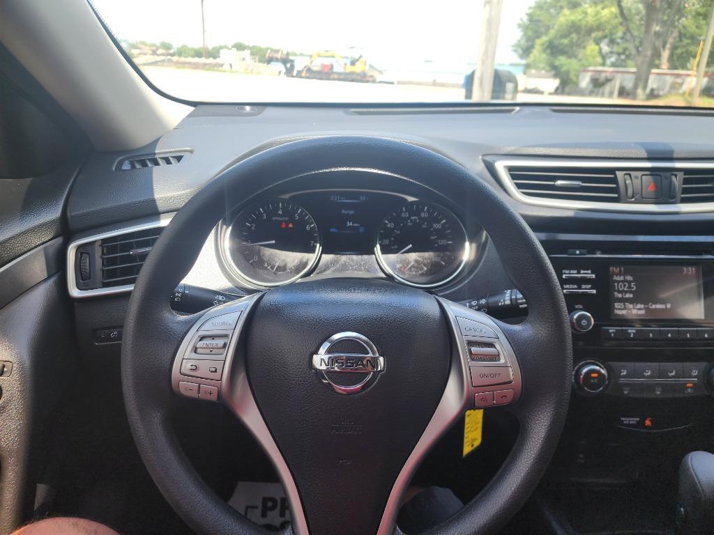 2016 Nissan Rogue - $9,995
