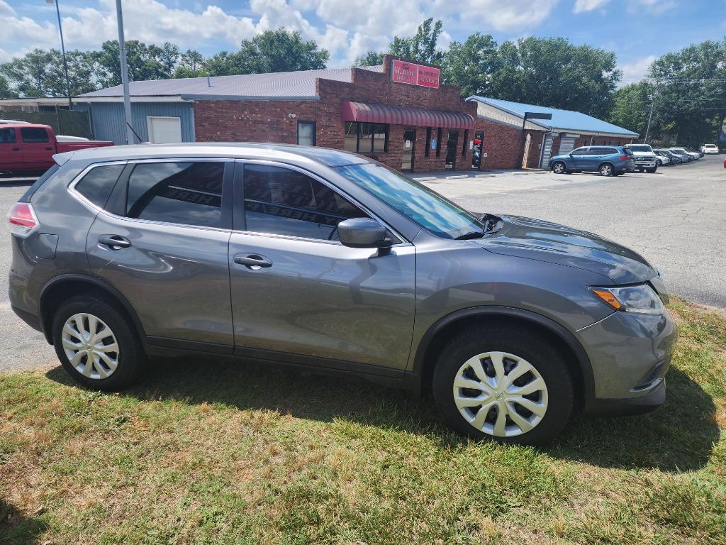 2016 Nissan Rogue - $9,995