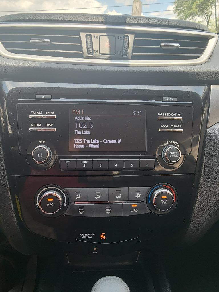 2016 Nissan Rogue - $9,995