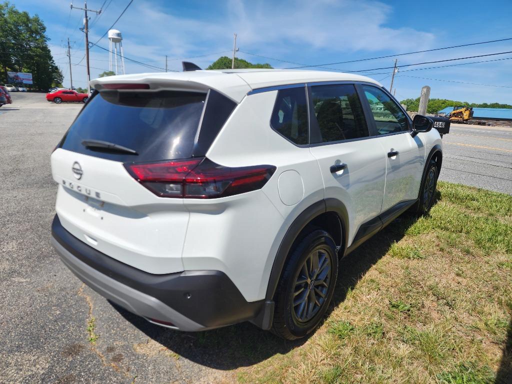 2023 Nissan Rogue - $17,495