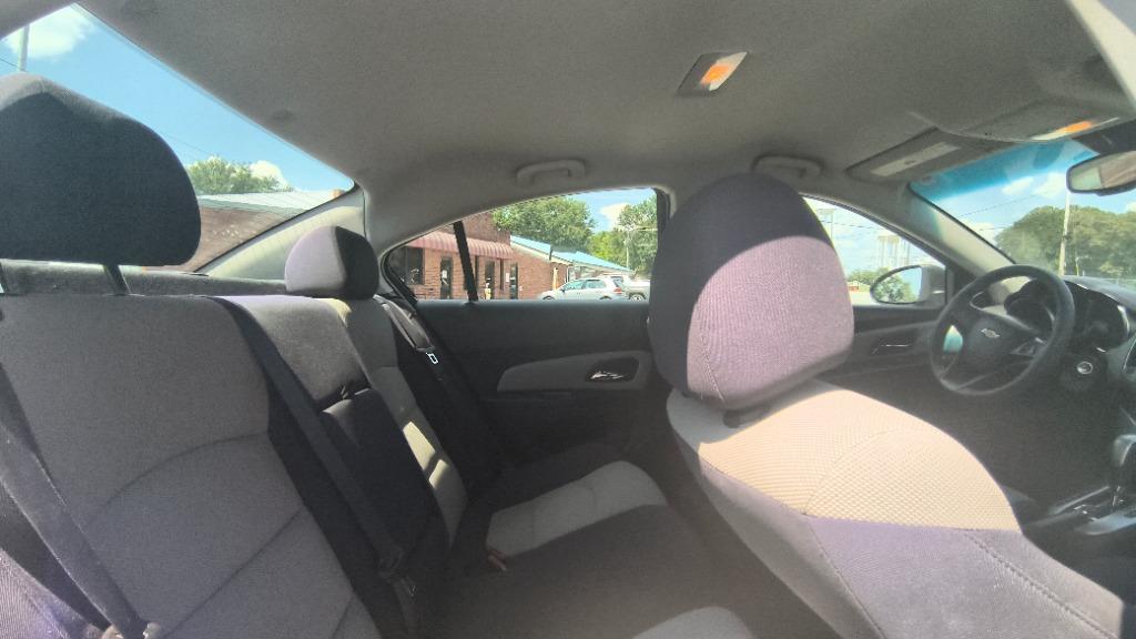 2014 Chevrolet Cruze - $7,495