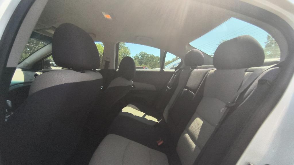 2014 Chevrolet Cruze - $7,495