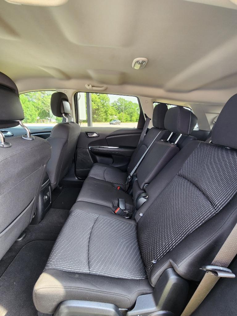 2018 Dodge Journey - $10,995