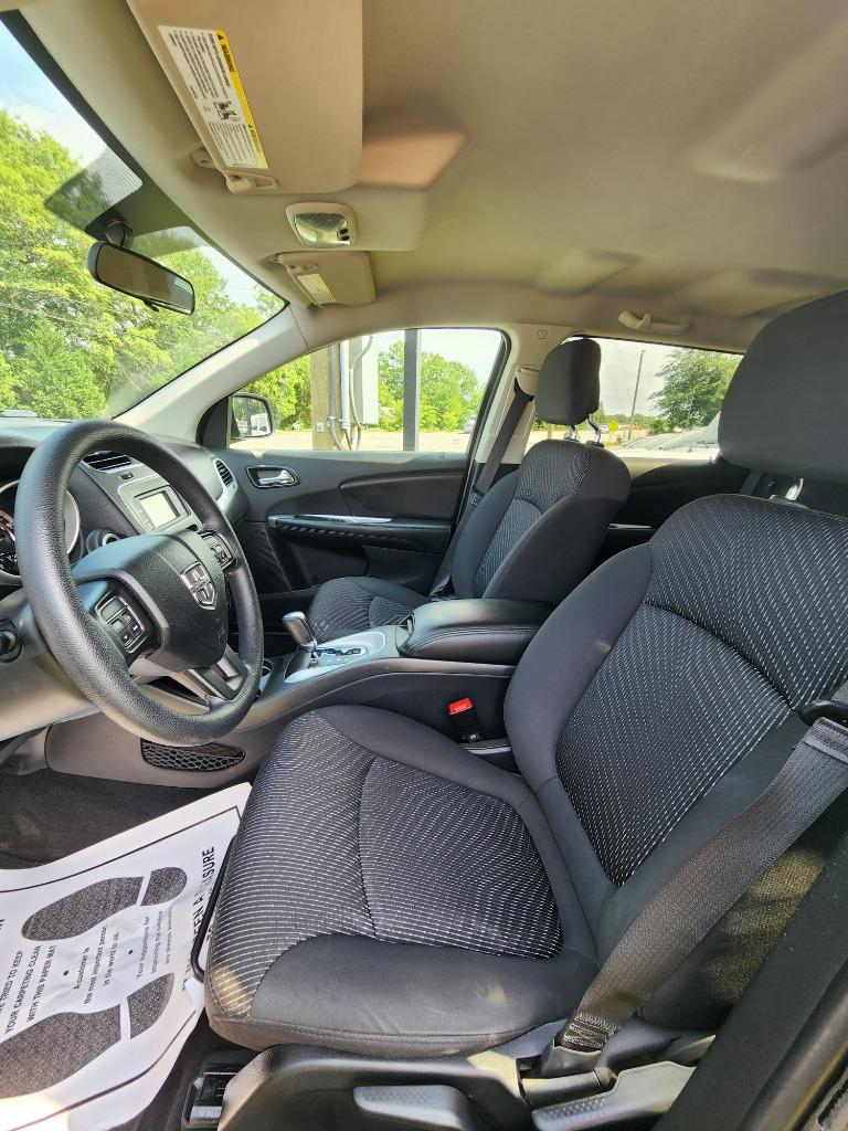 2018 Dodge Journey - $10,995