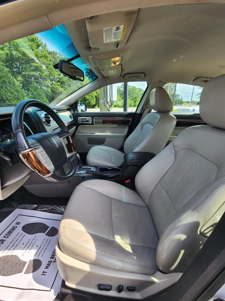 2009 Lincoln MKZ - $8,495