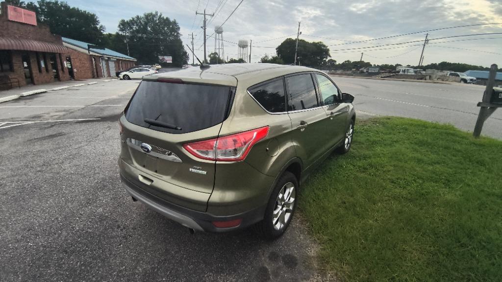 2013 Ford Escape - $9,995