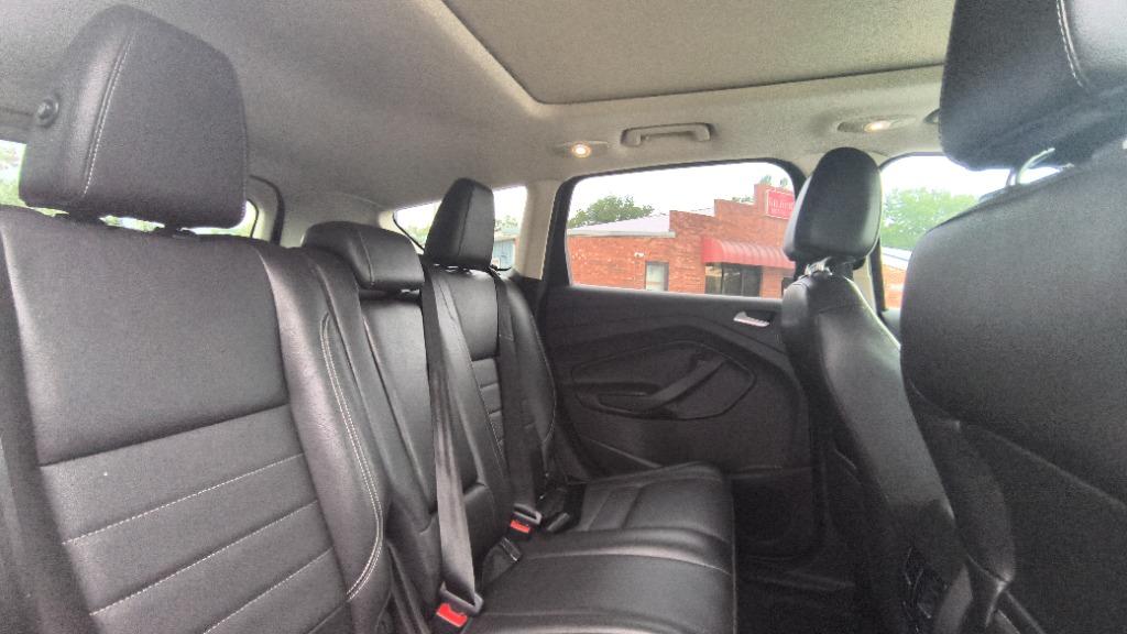 2013 Ford Escape - $9,995