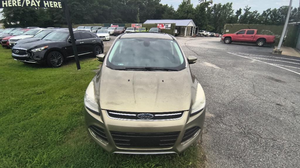 2013 Ford Escape - $9,995