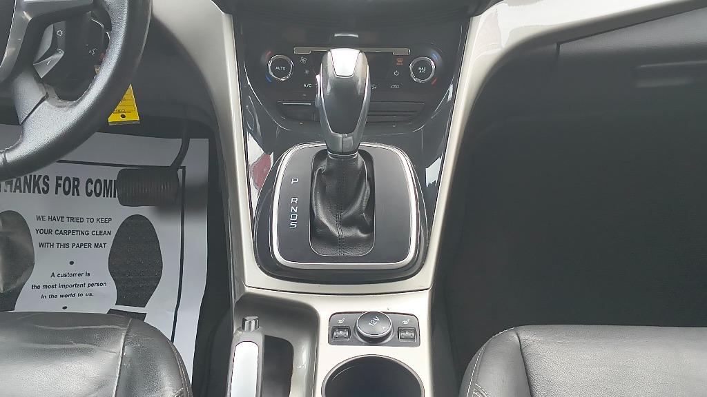 2013 Ford Escape - $9,995