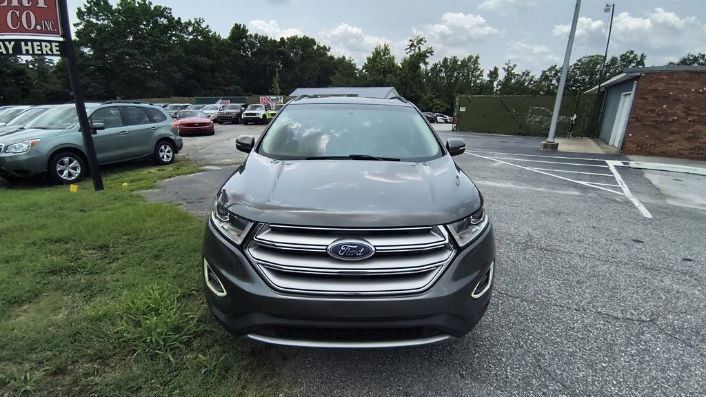 2017 Ford Edge - $11,995