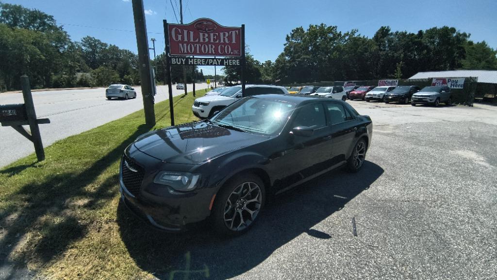 2018 Chrysler 300