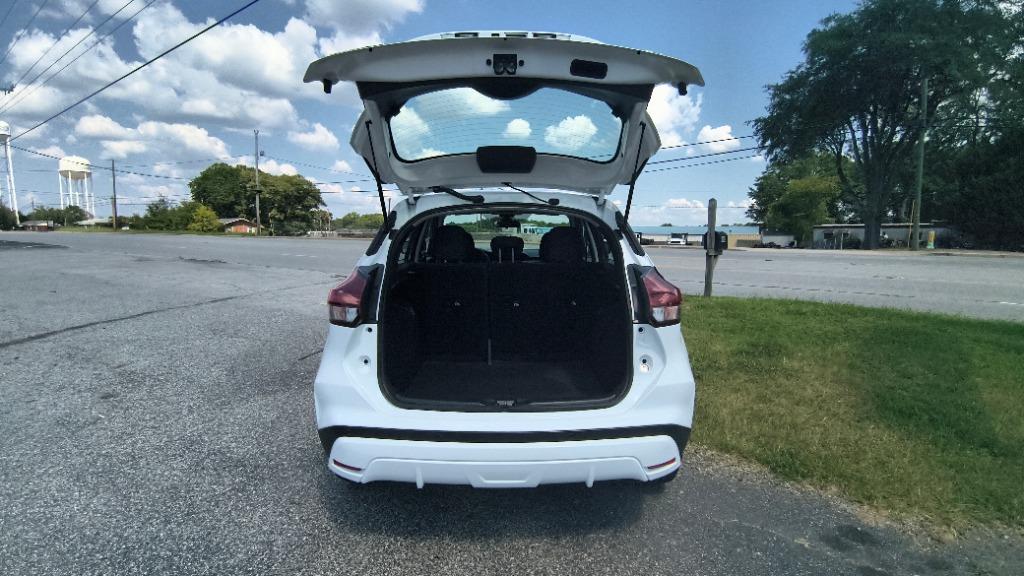 2021 Nissan Kicks - $14,995