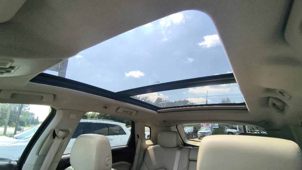 2012 Cadillac SRX - $11,495