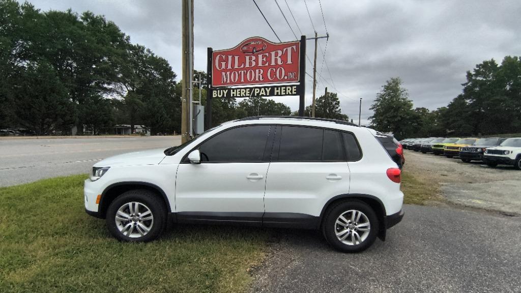 2017 Volkswagen Tiguan - $10,495