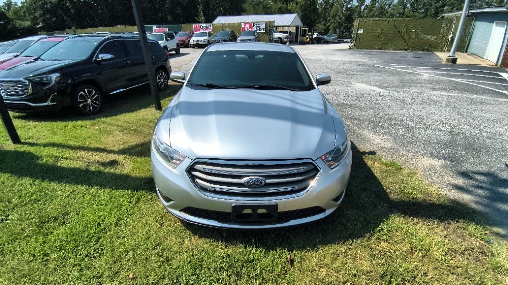 2017 Ford Taurus - $13,495
