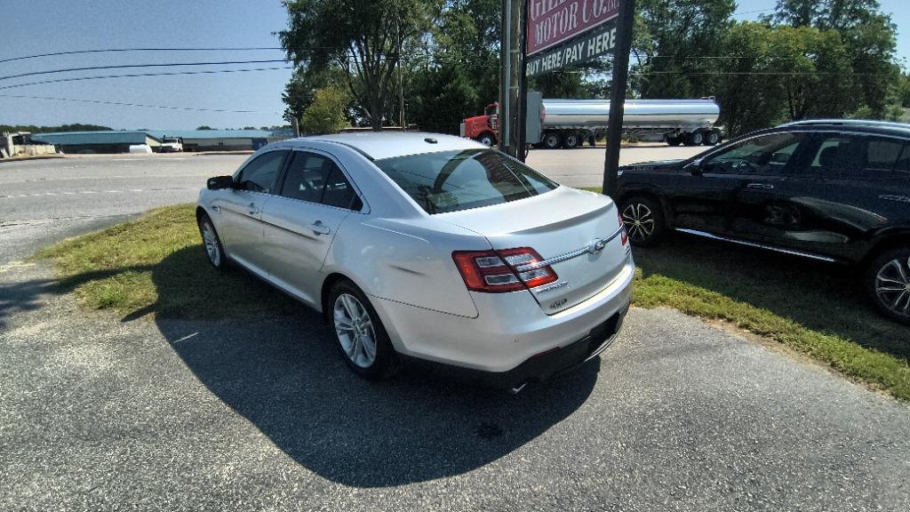 2017 Ford Taurus - $13,495
