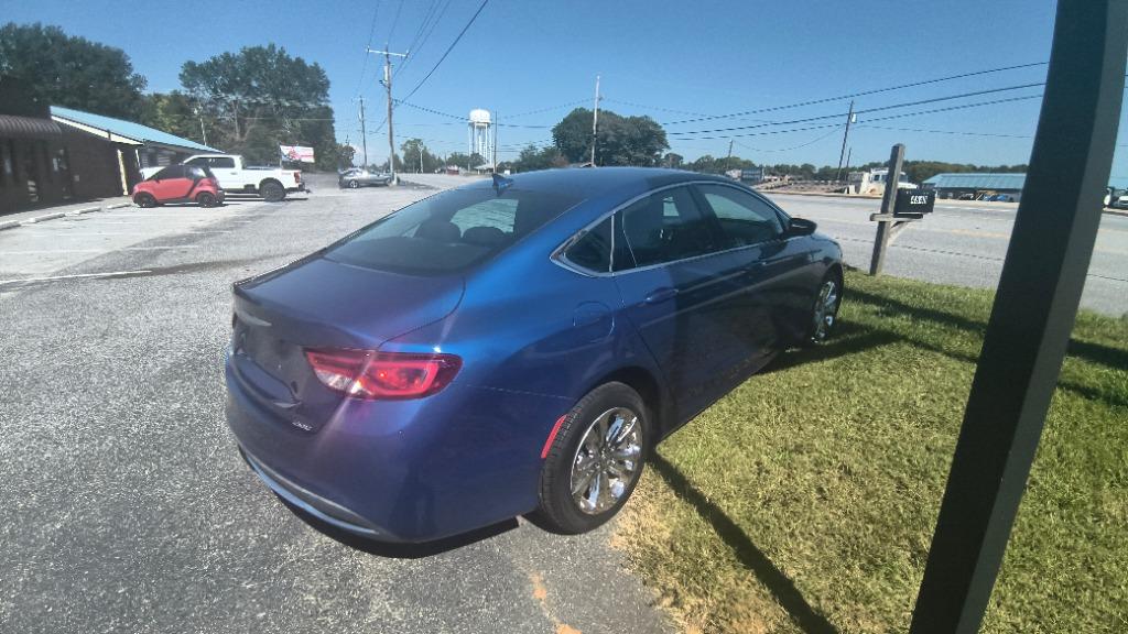 2016 Chrysler 200