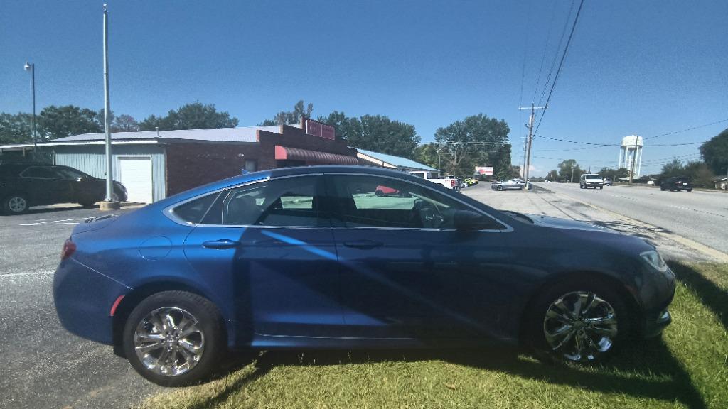 2016 Chrysler 200