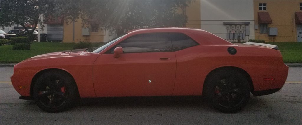 2009 Dodge Challenger SRT8 photo