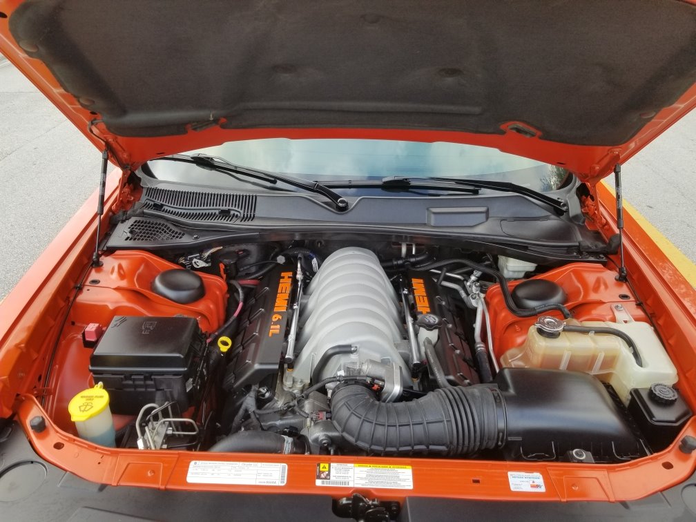 2009 Dodge Challenger SRT8 photo