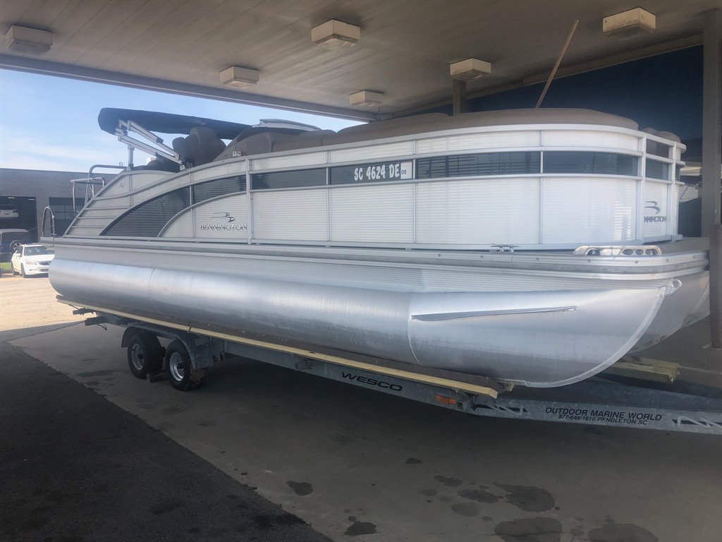 2016 Bennington 2275 QCW - $54,599