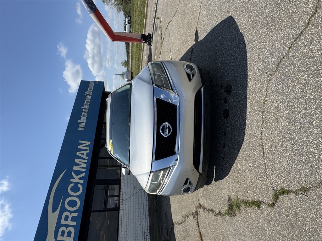 2014 Nissan Pathfinder - $12,995