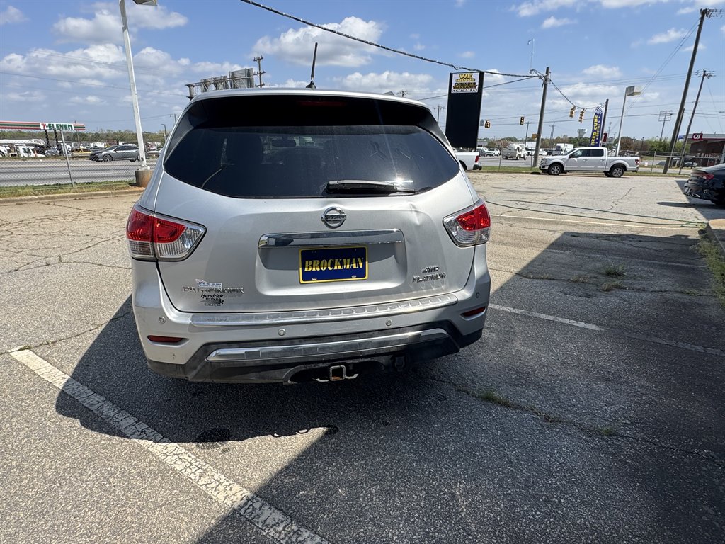 2014 Nissan Pathfinder - $12,995
