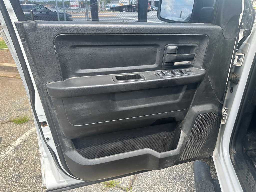 2019 RAM 1500 DS Tradesman photo