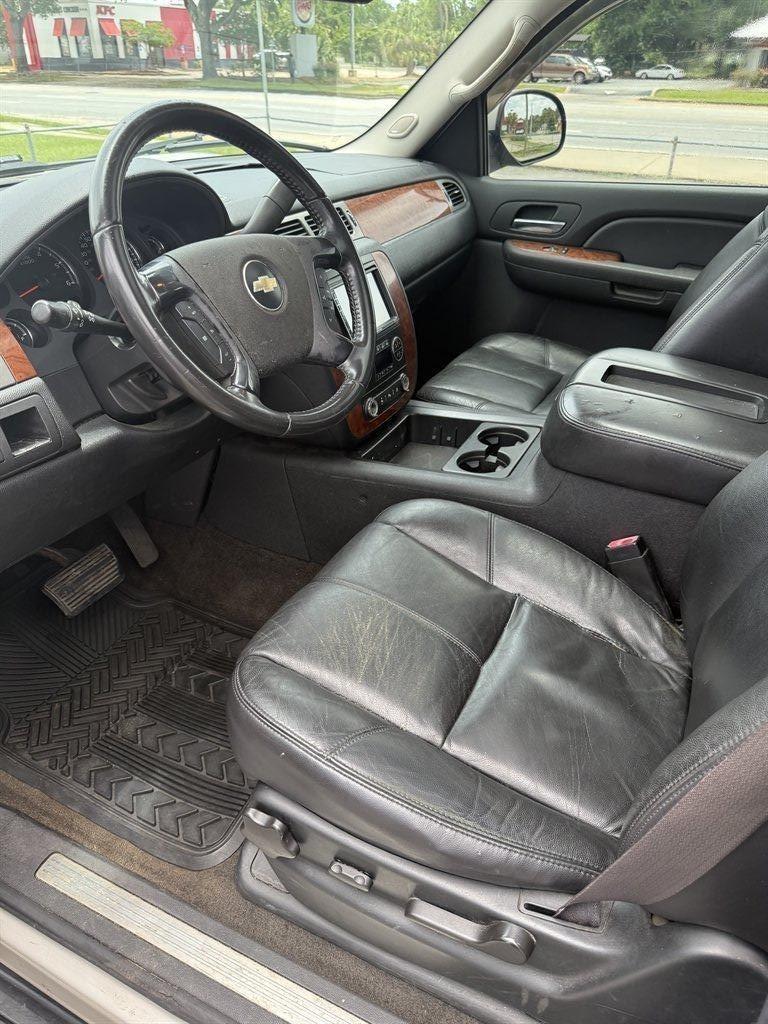 2008 Chevrolet Avalanche - $6,500