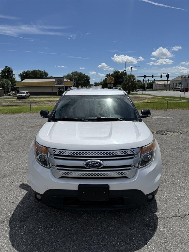2014 Ford Explorer - $8,500