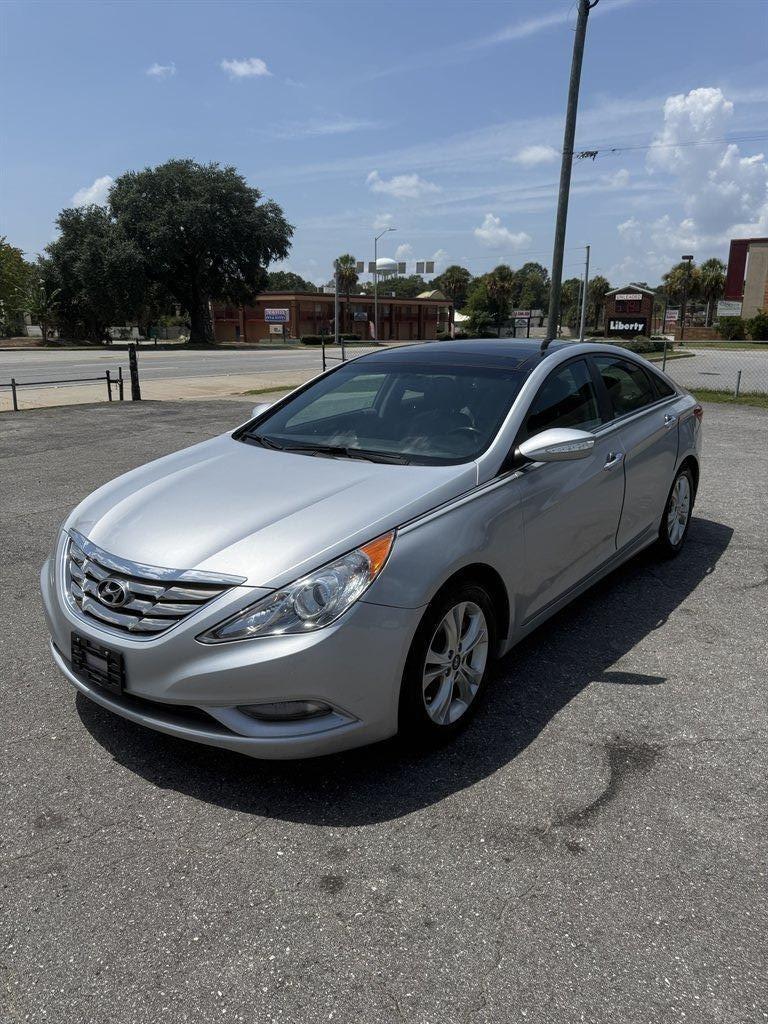 2013 Hyundai Sonata - $6,100